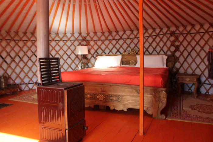 Best luxury ger camps in Mongolia offering nomadic experiences