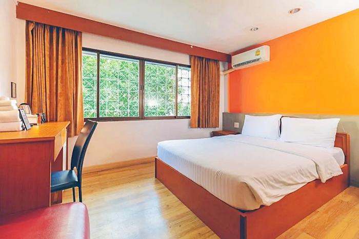 Best budget-friendly hotels in Bangkok near shopping malls