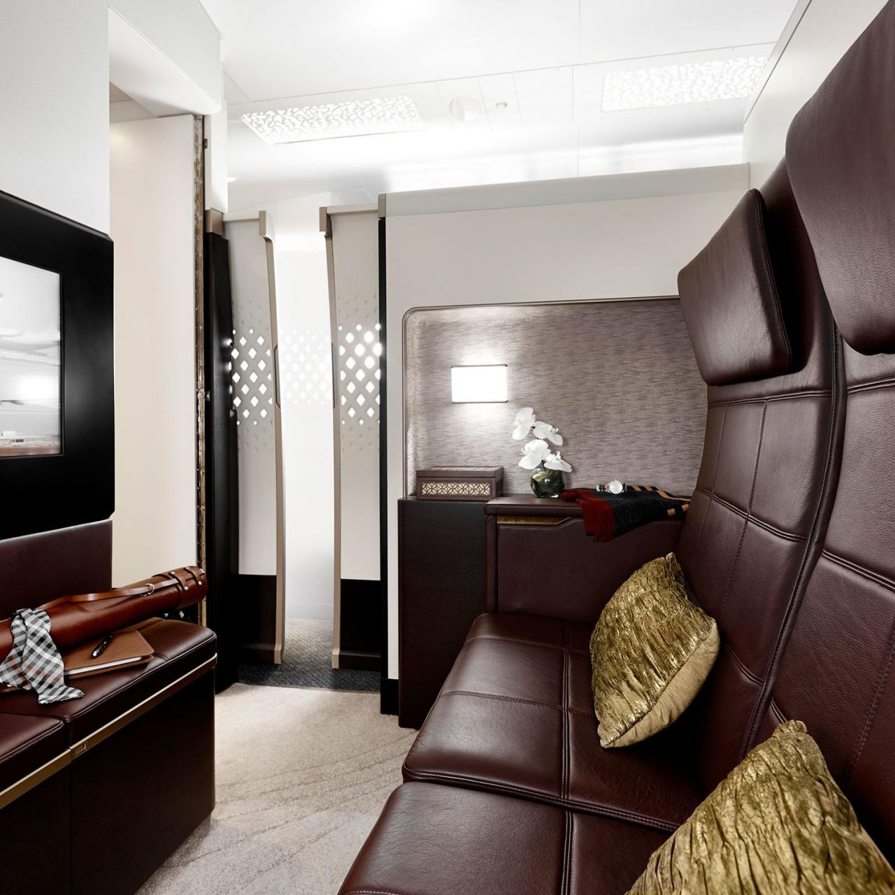 Luxury flight experiences with private suites and butlers