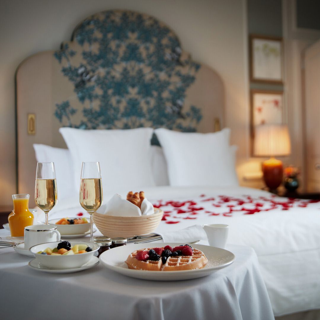 Affordable romantic hotels with excellent amenities